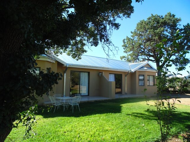 Springfontein酒店住宿-Fox Den Guesthouse