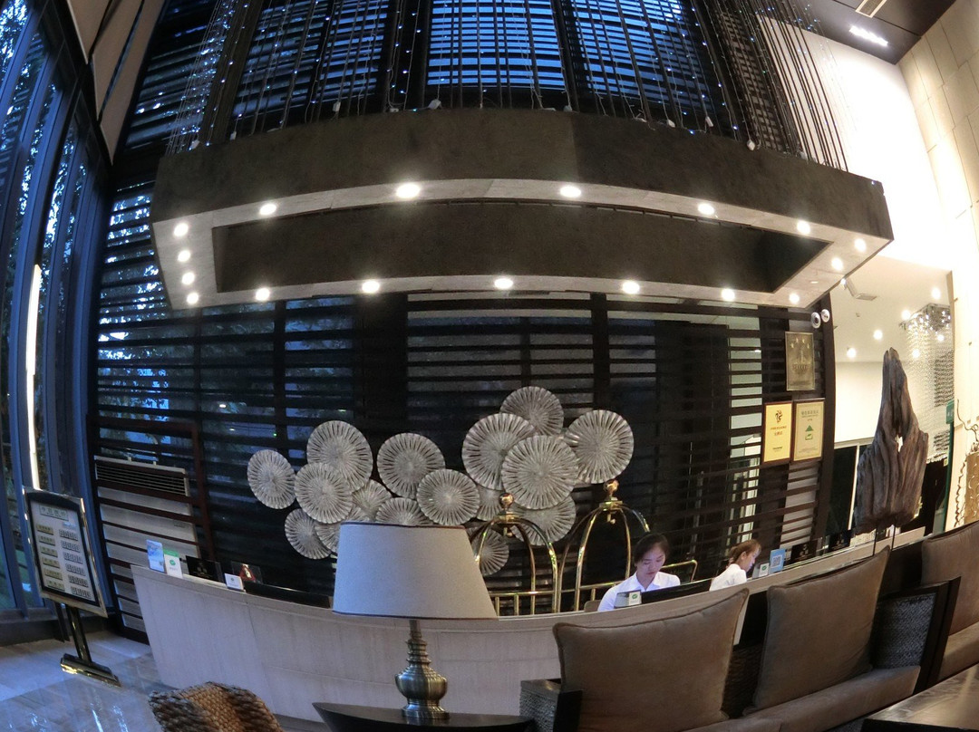 金佛山两江酒店主图