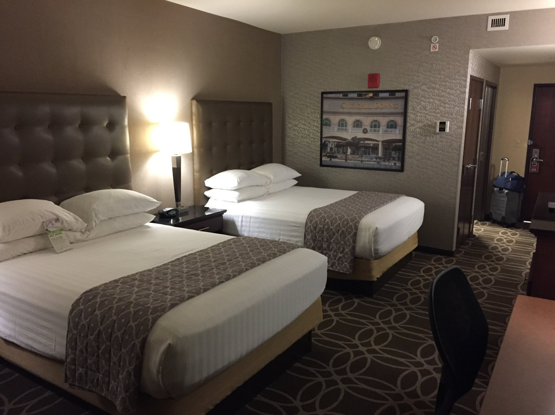 Drury Inn & Suites Louisville North主图