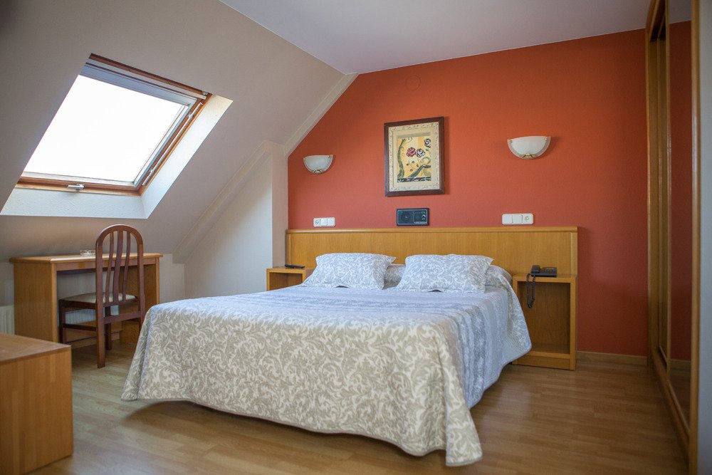 欧罗巴酒店主图