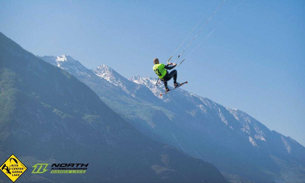 KITE CENTER GARDA LAKE景点图片