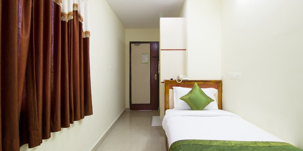 Treebo Trip Sun Square主图