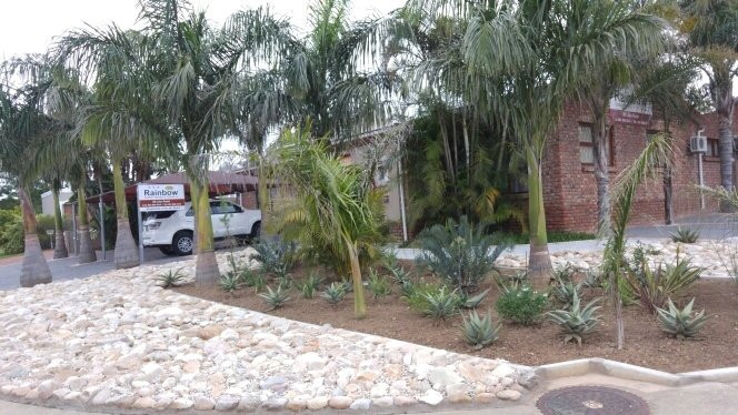 Rainbow Guest House & Tours主图