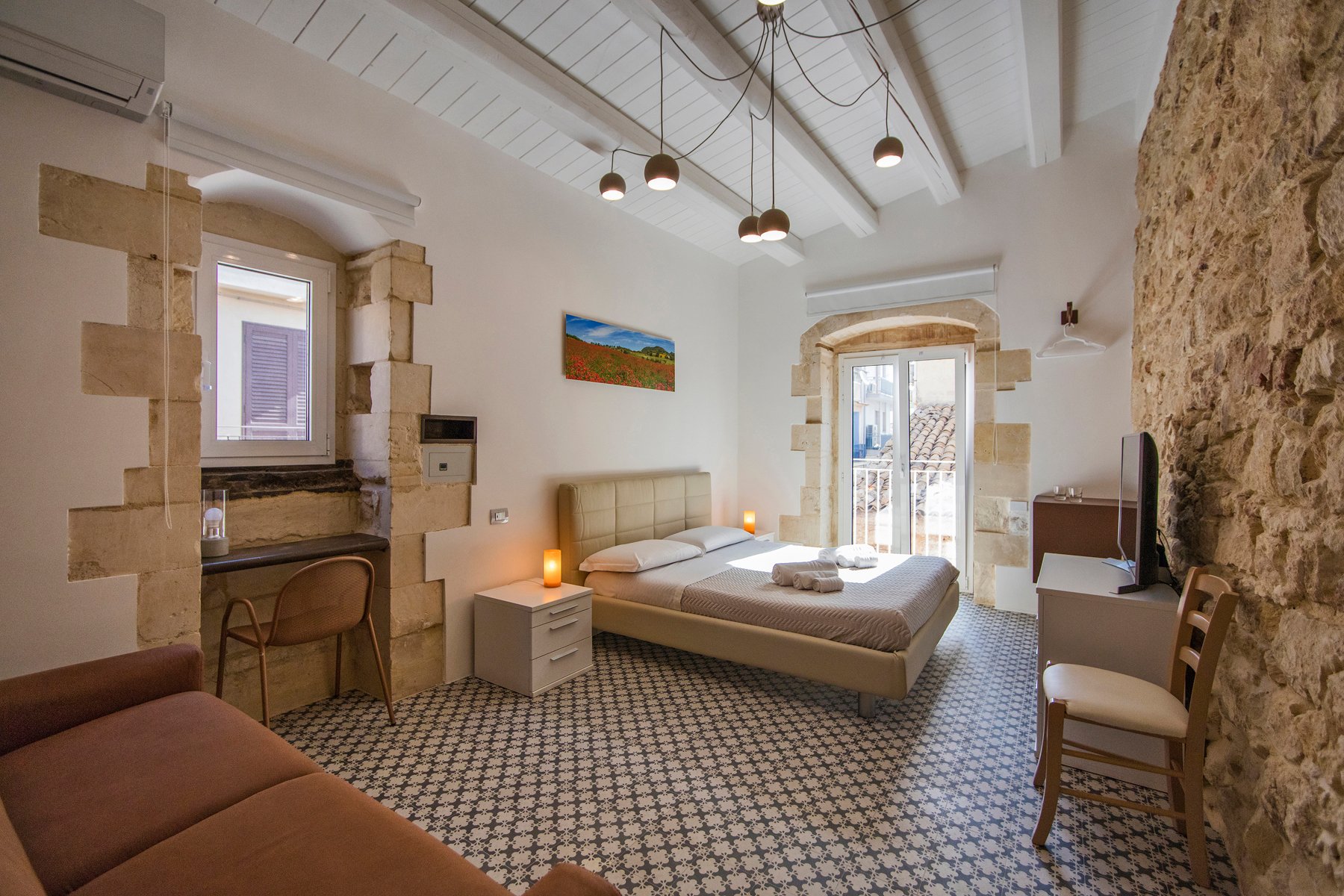 B&B Bianco e Blu-官方