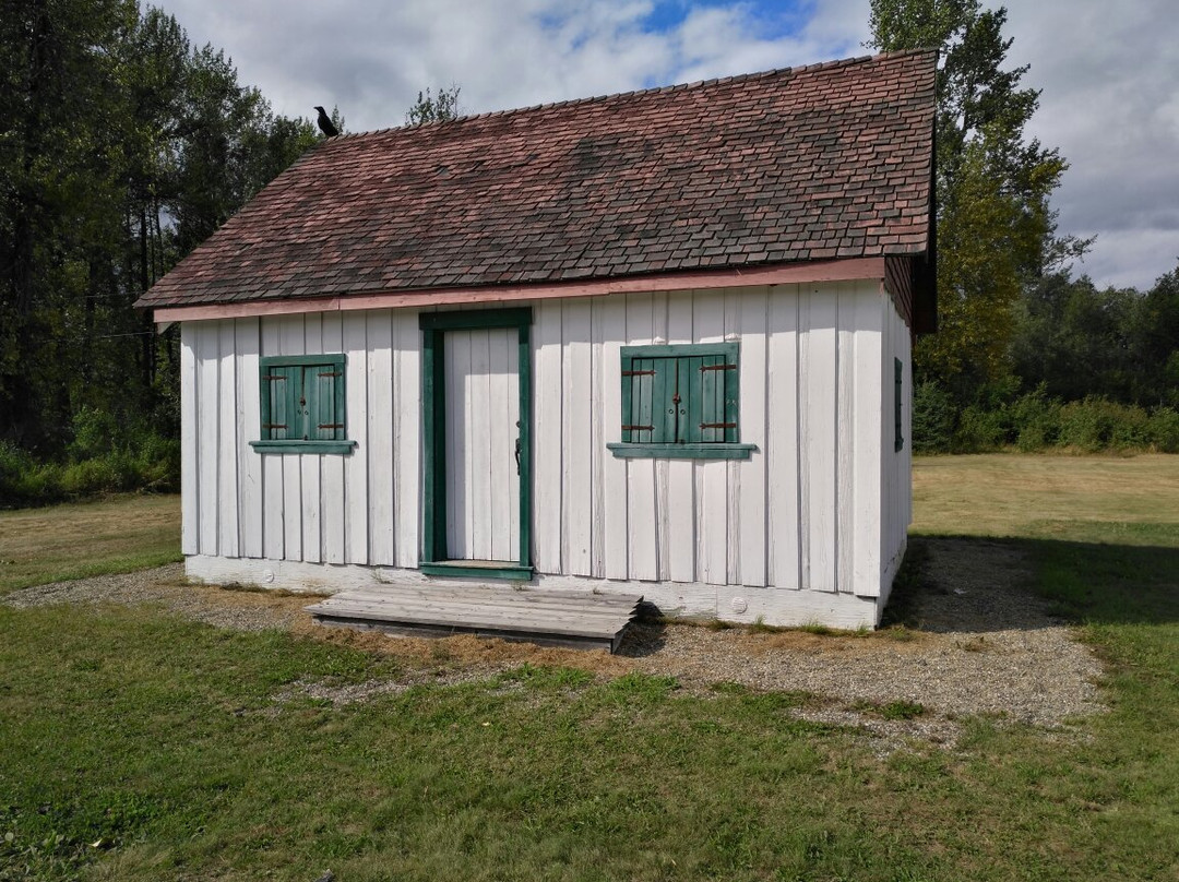 Fort McLeod Historic Park景点图片