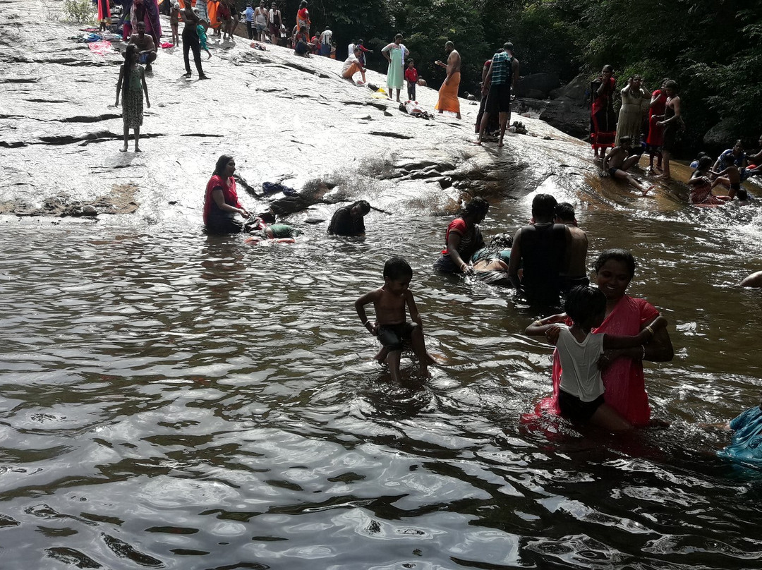 Kumbakkarai Falls-Theni必去景点