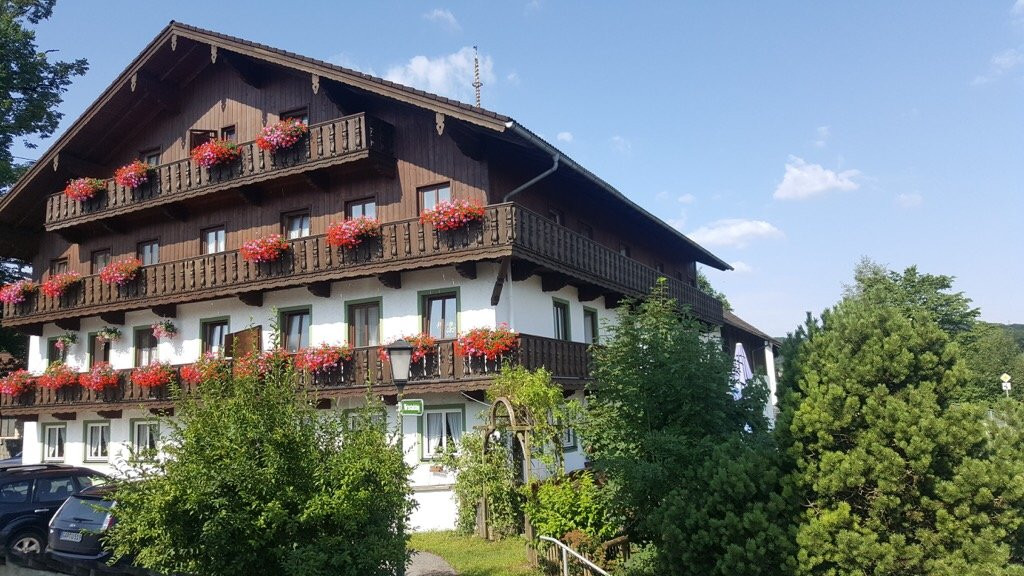 Schlehdorf酒店住宿-Alpengasthof zur Loisach