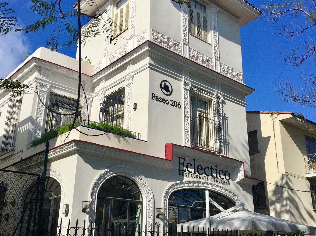 Paseo 206 Boutique Hotel