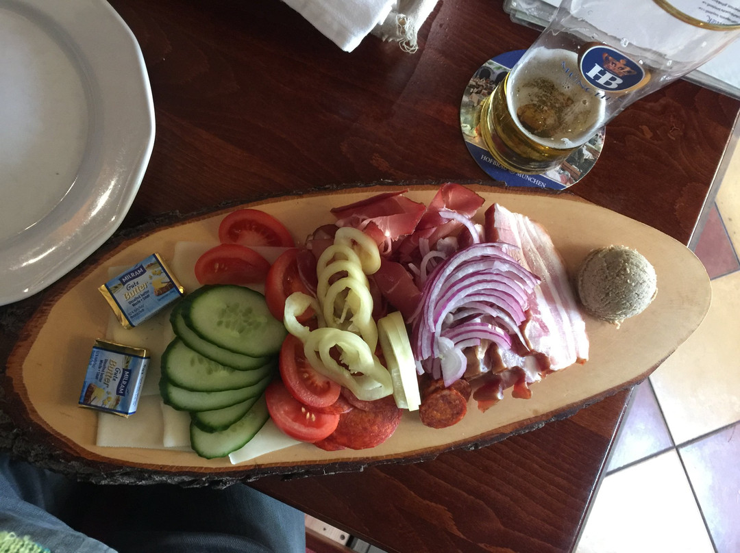 Alsopahok餐馆和美食-Hofbrau Sorozo