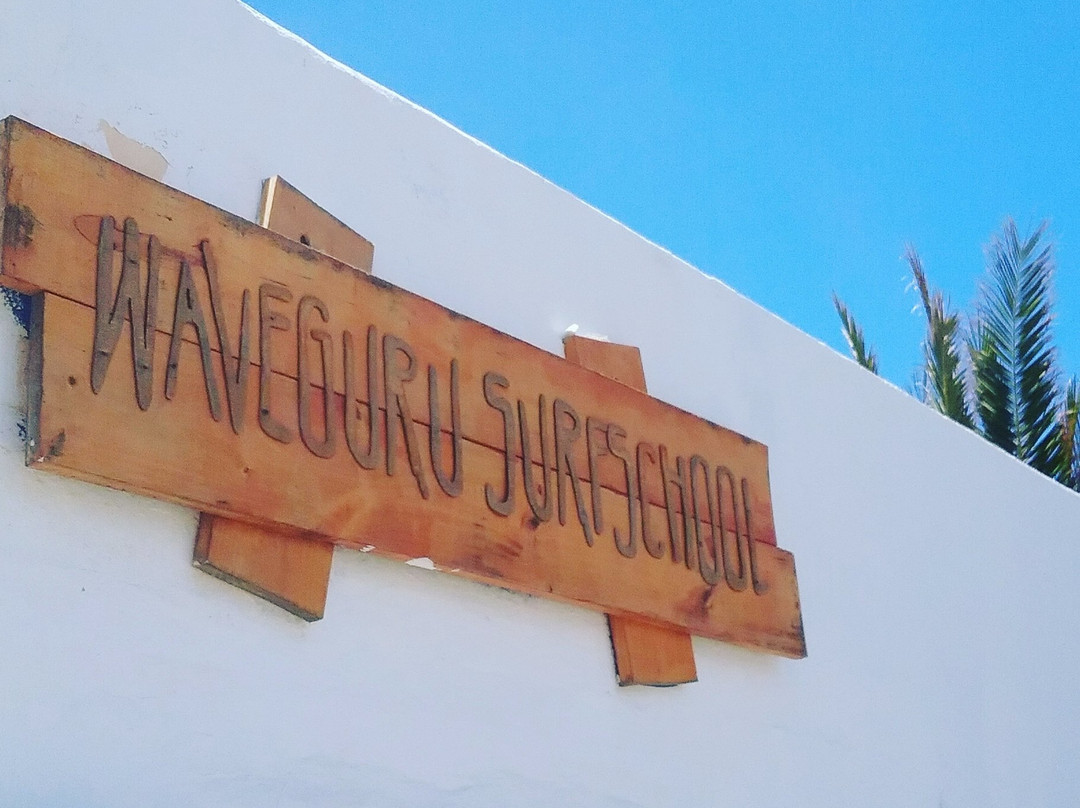 Waveguru Surfschool & Surfcamp景点图片