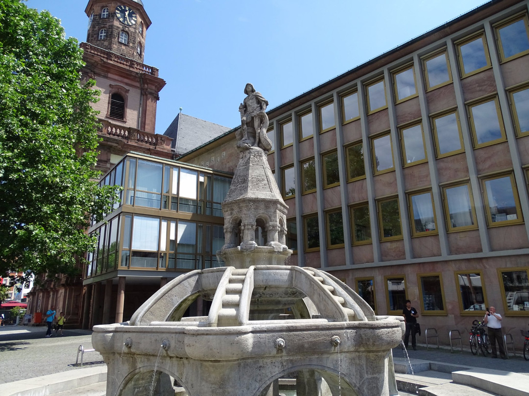 Siegfriedbrunnen-沃尔姆斯必去景点
