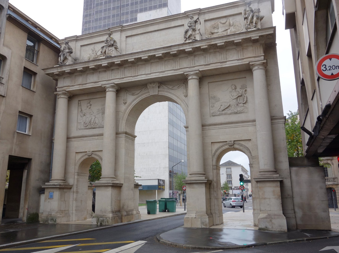 Porte Stanislas景点图片