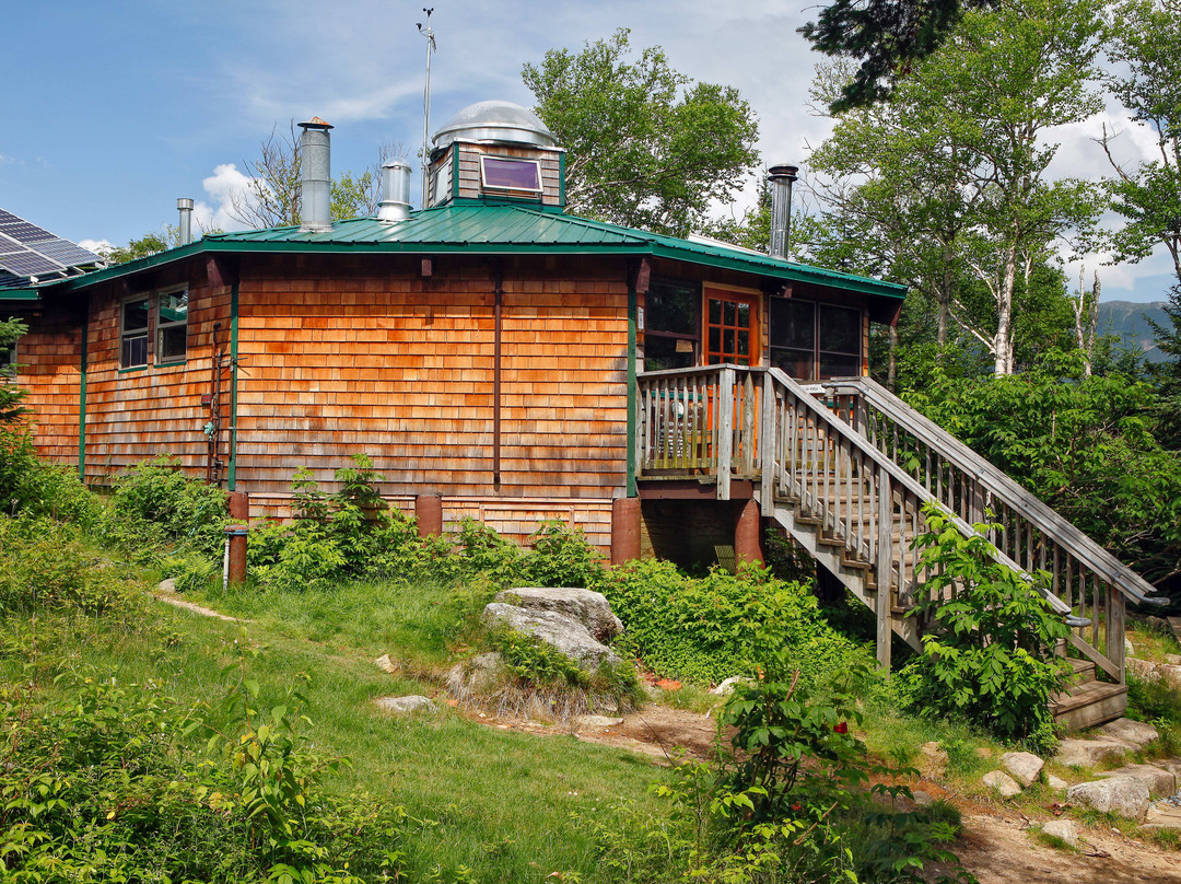 Lonesome Lake Hut