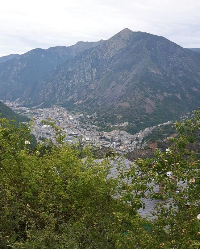 Iglesia de Santa Eulalia de Encamp-恩坎普必去景点