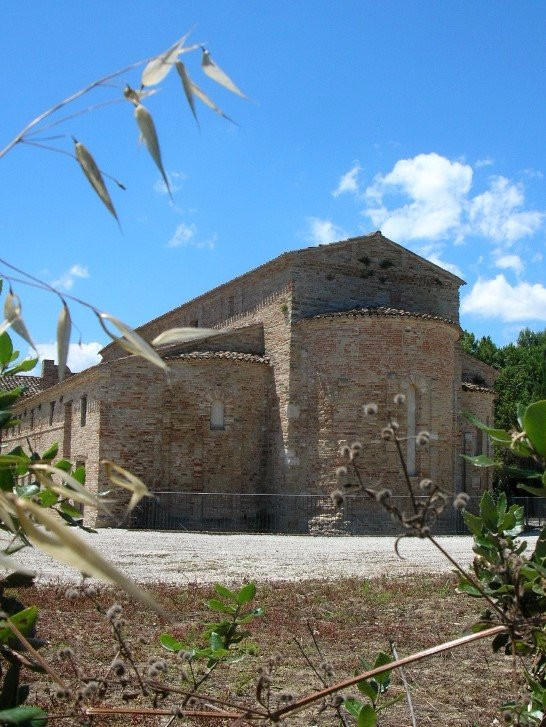 Basilica Imperiale di Santa Croce al Chienti-Sant'Elpidio a Mare必去景点