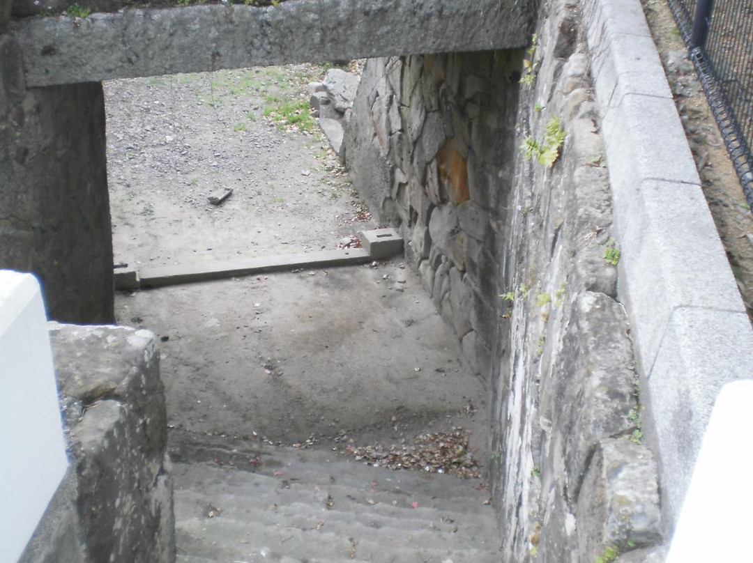 Remains of Water Gate at Tanabejo Castle景点图片