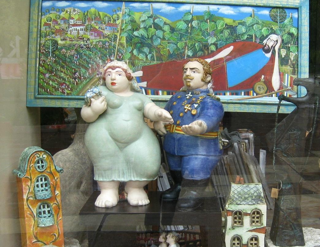 Art Gallery Le Papillon-瓦尔纳必去景点