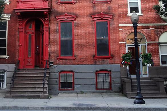 百灵街-奥尔巴尼必去景点