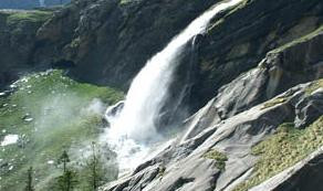 Rozy Falls景点图片
