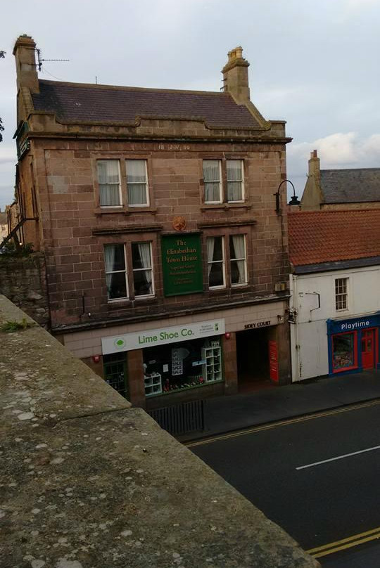 Elizabethan Town House主图