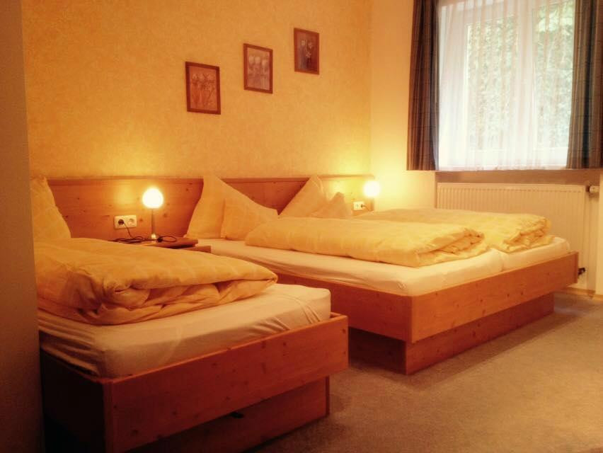 Gaestehaus Felsenwastlwirt主图