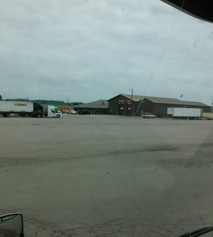 Jackson餐馆和美食-A & A Truck Stop