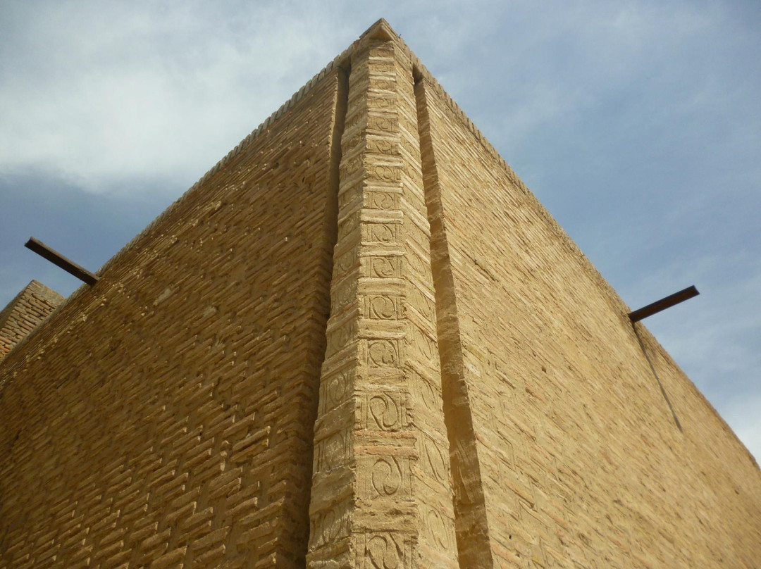 Arab-Ata Mausoleum-Tim必去景点