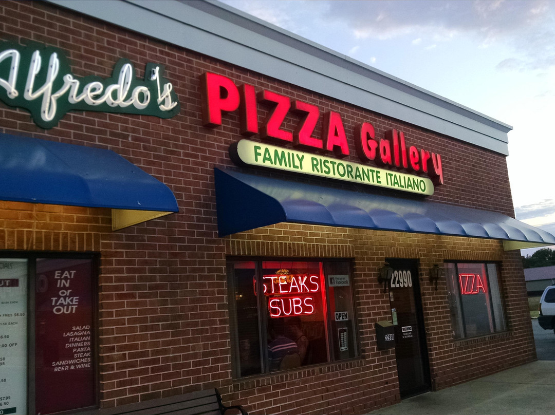 Alfredo's Pizza Gallery