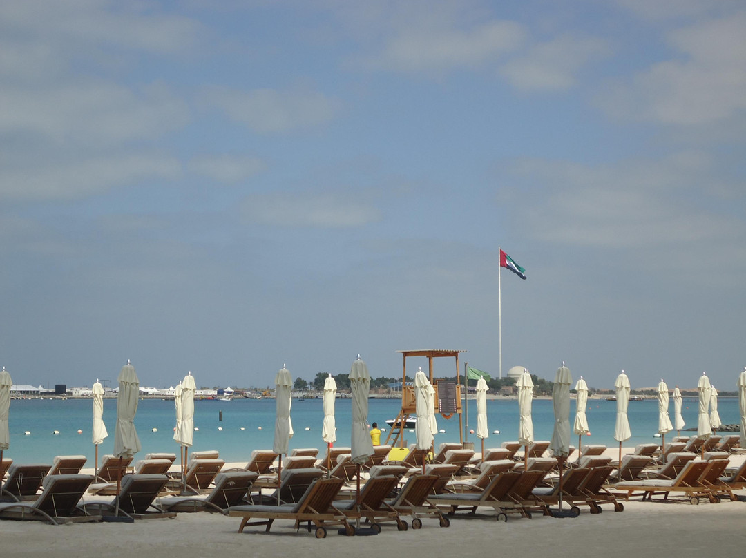 滨海沙滩-阿布扎比必去景点