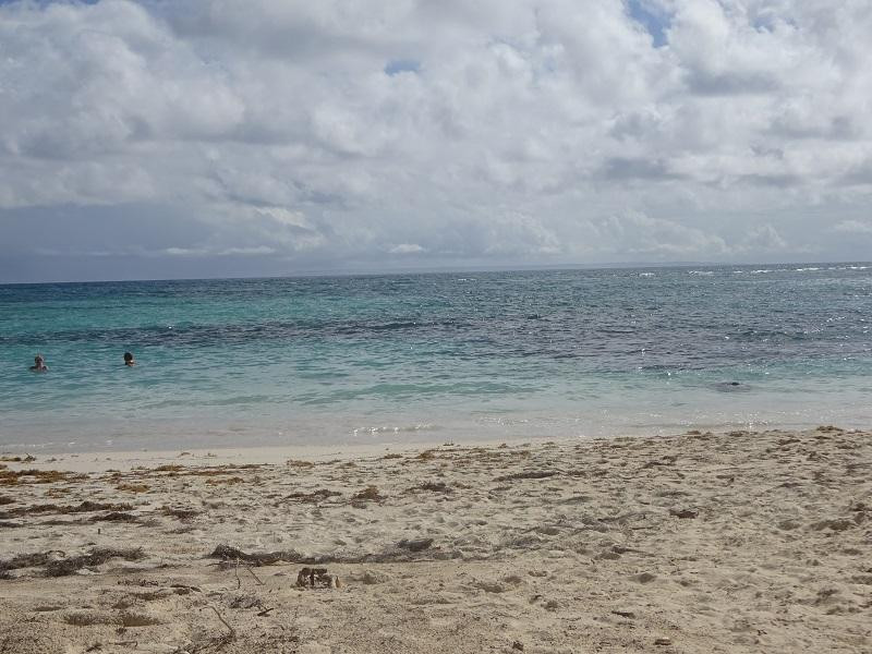 Plage des Raisins Clairs-Saint Francois必去景点