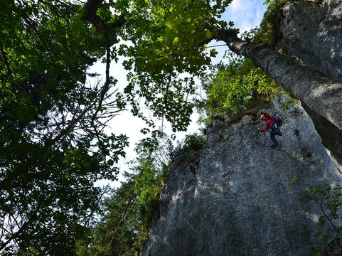 Hefti Sports-莱森必去景点