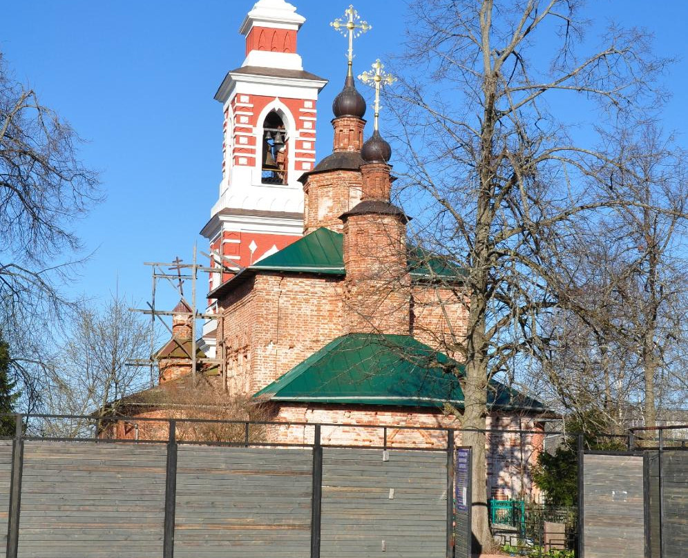 Church of The Nativity in Varvarino景点图片