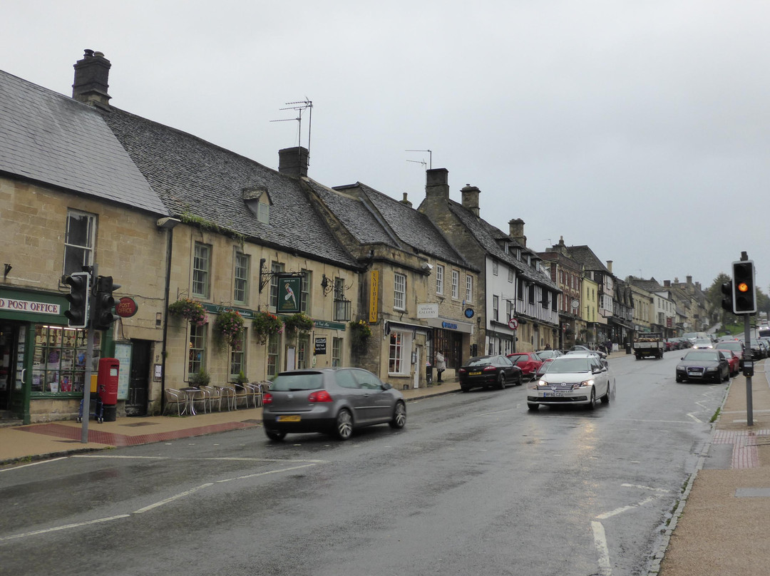 Burford Library景点图片