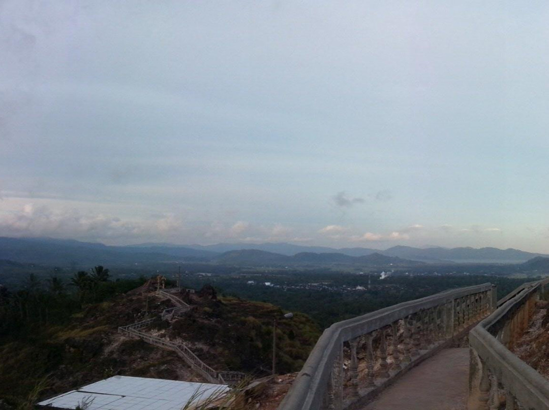 Kasih Hill, Tolerance Monument景点图片