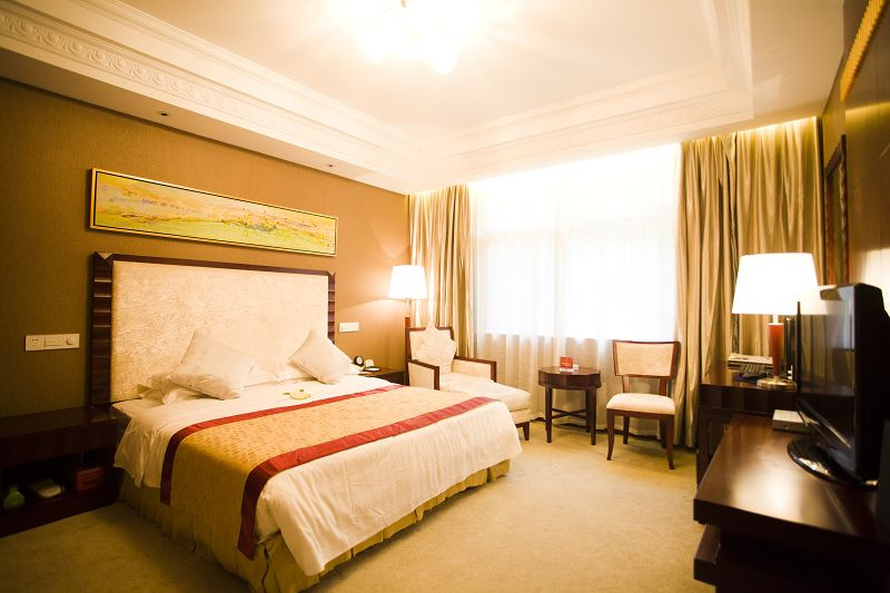 随州白云山国宾酒店主图