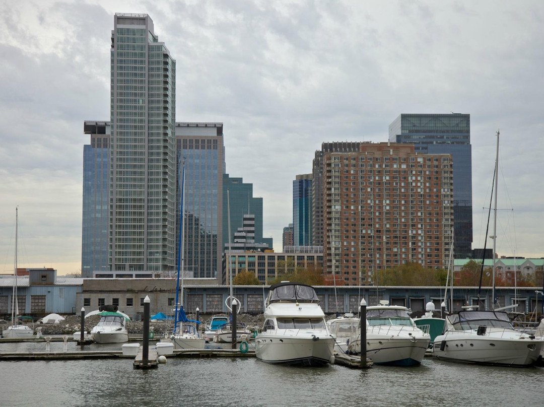 Liberty Landing Marina景点图片