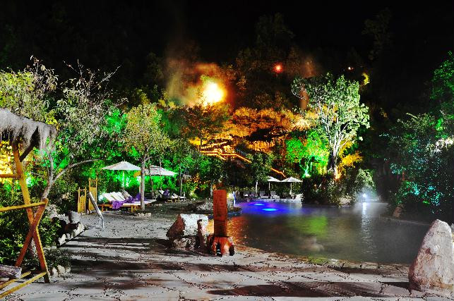 腾冲热海温泉度假酒店·美女池主图