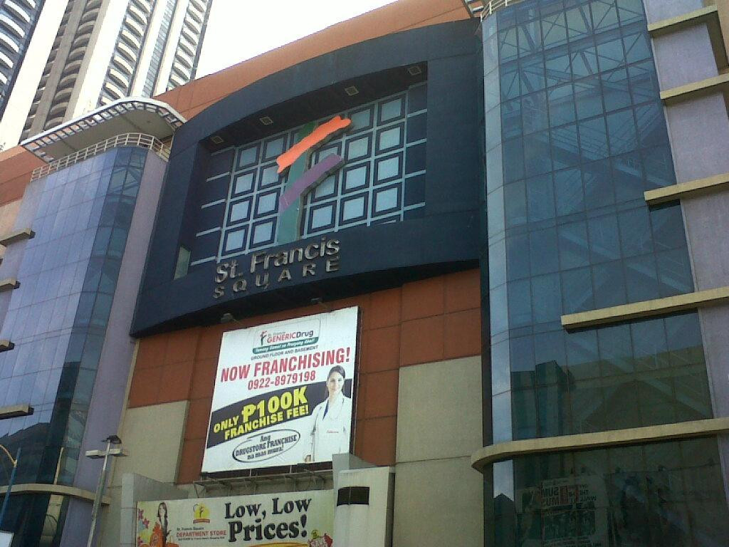 St. Francis Square-曼达鲁永必去景点