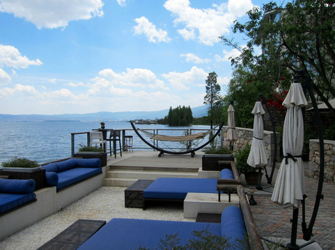 云渡洱海度假酒店主图