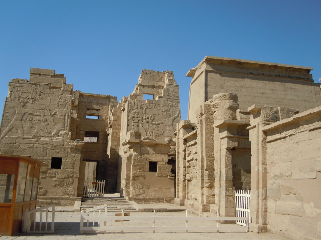 哈布城神殿-Al Bairat必去景点