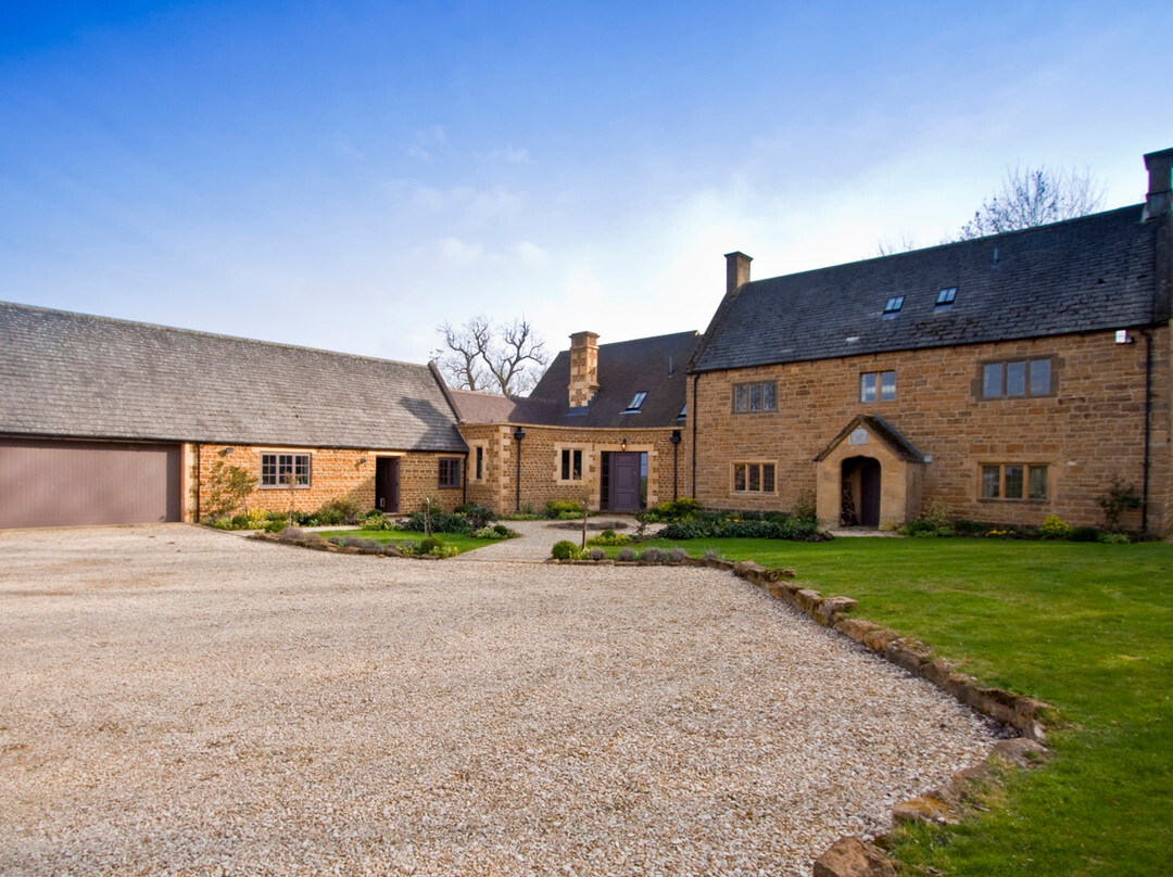 Upper Larkstoke主图