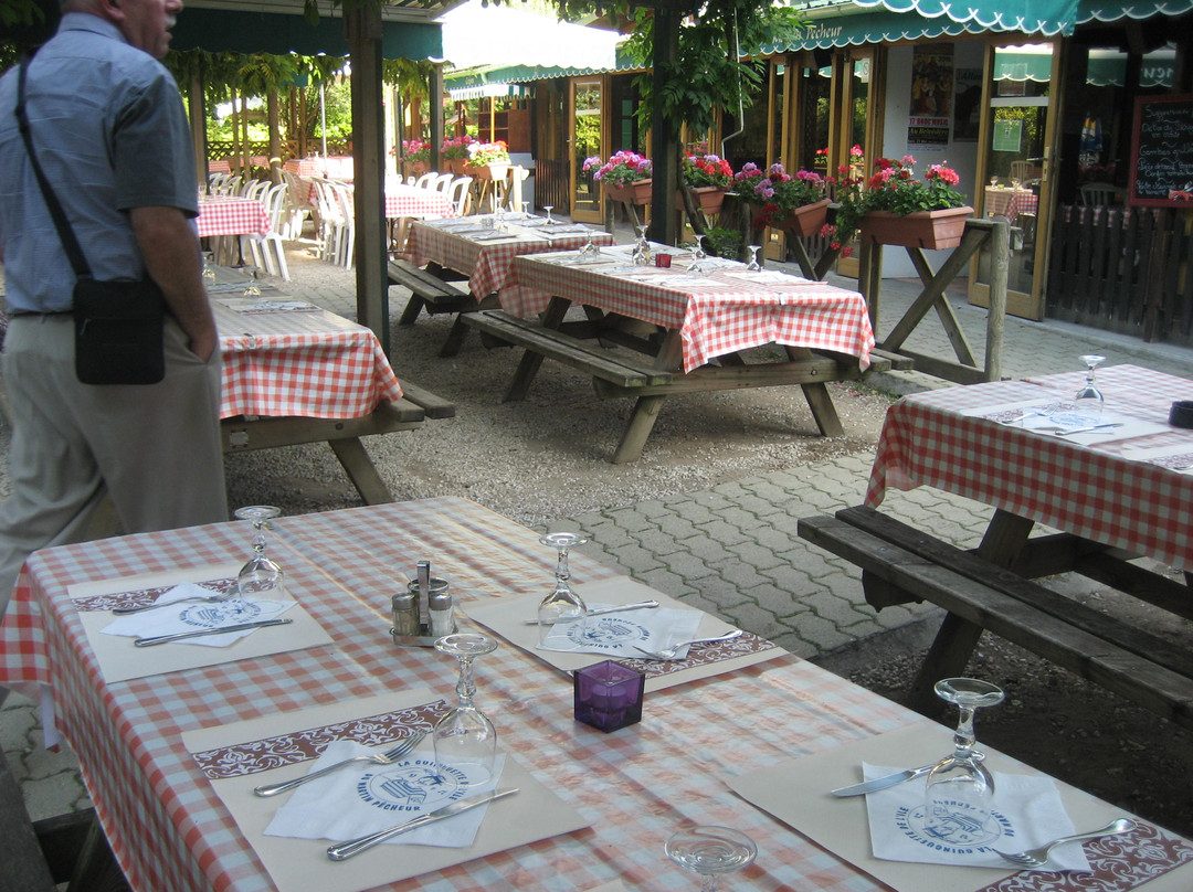 La Nouvelle Guinguette de l'ile du Martin Pecheur