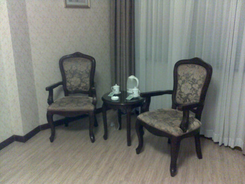 山东机械大厦酒店（滨海广场第一海水浴场店）主图