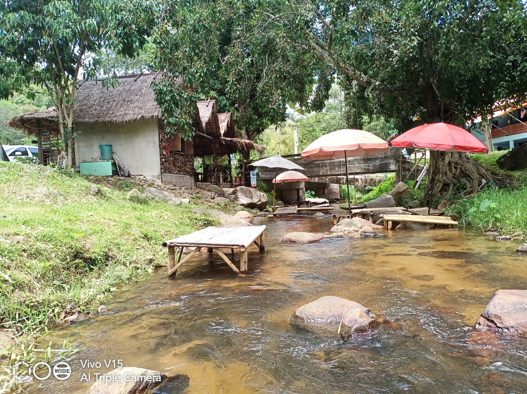 Phon Rom Yen Resort