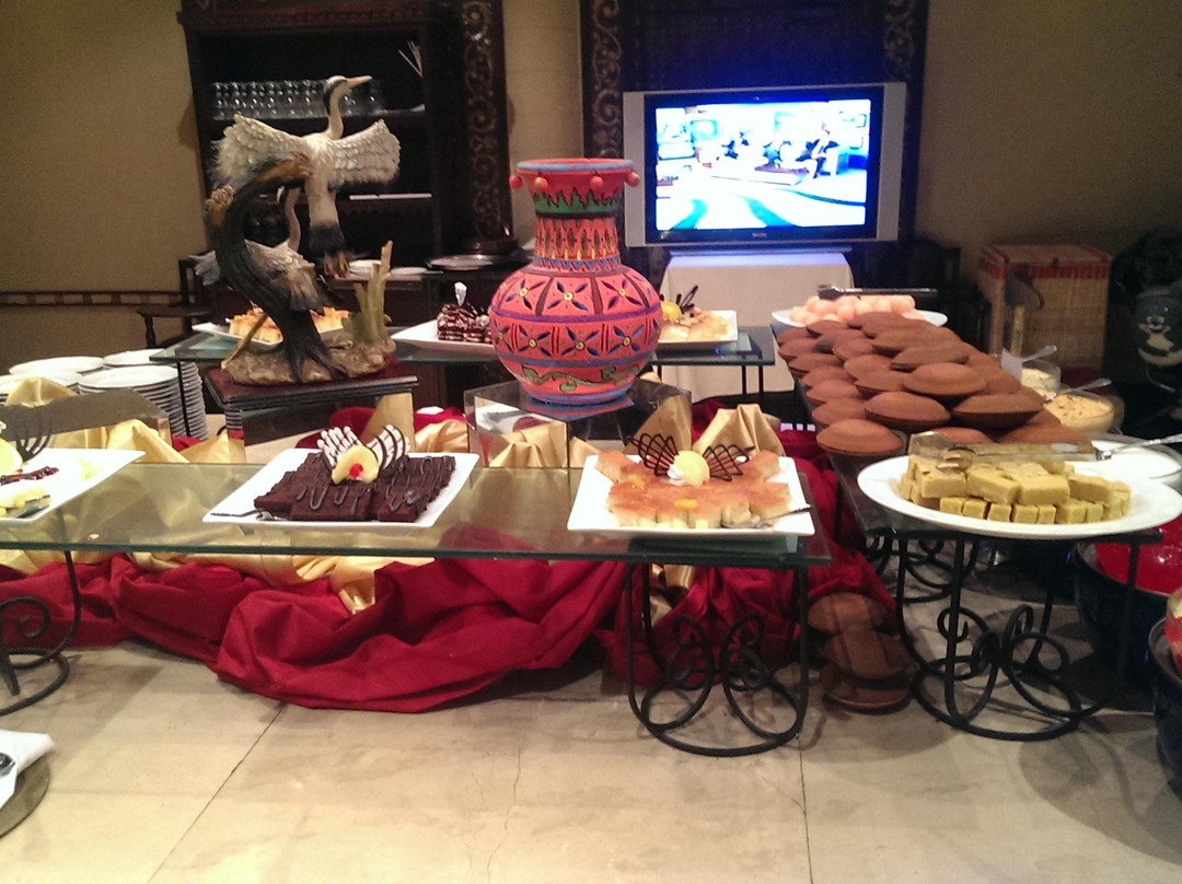 Bukhara, Pearl Continental Hotel