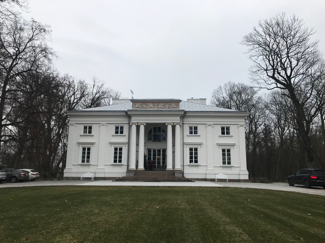 Hotel Pałac Cieleśnica主图