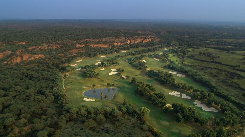 classic golf & country club