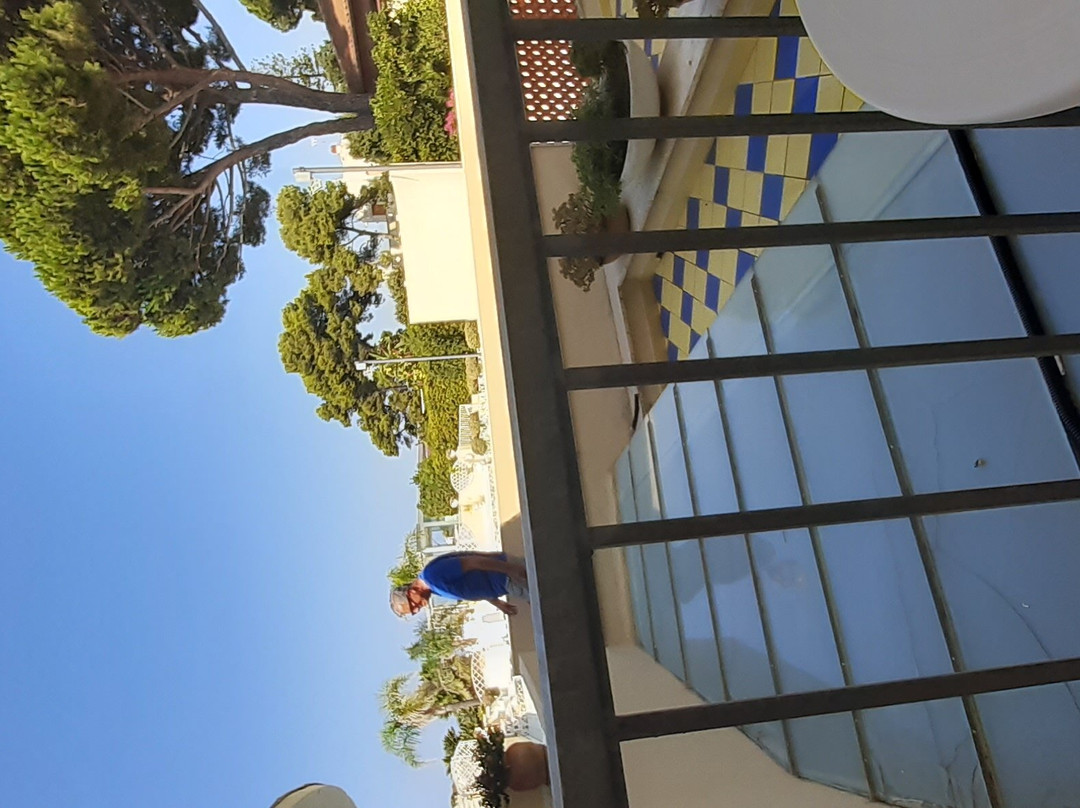 La Playa Grand Hotel主图