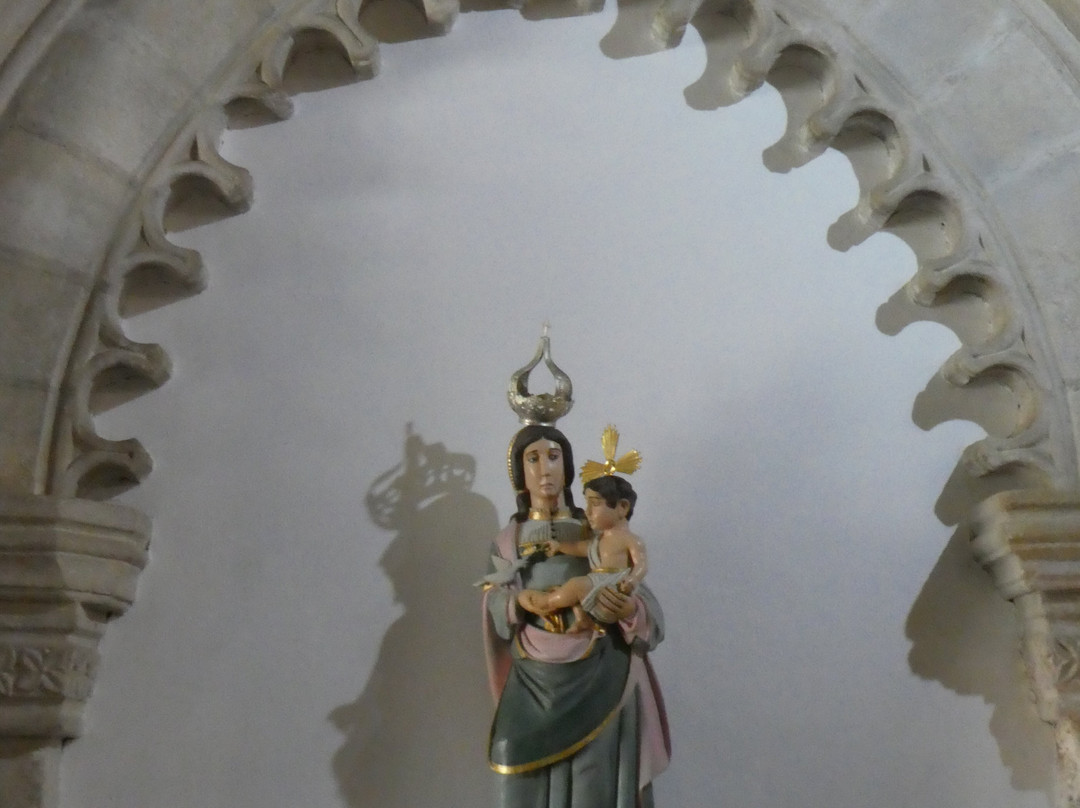 Igreja De Santiago E Panteao Dos Cabrais景点图片