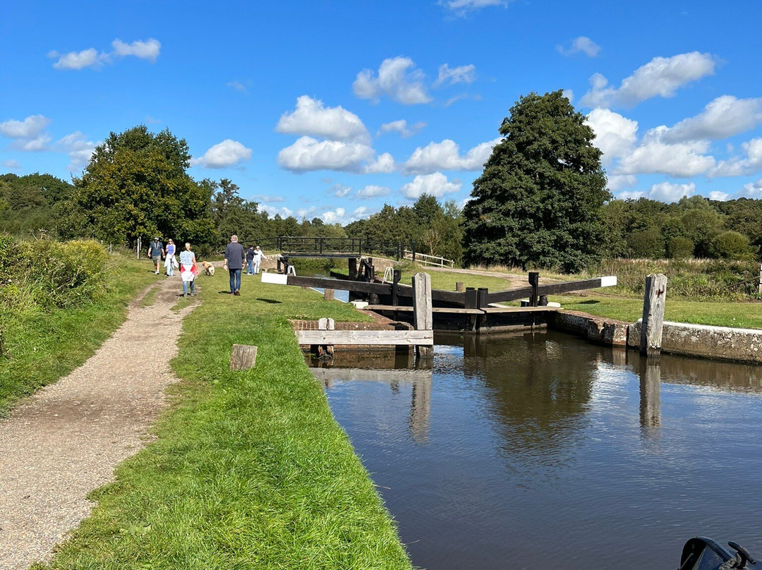 Farncombe Boat House景点图片